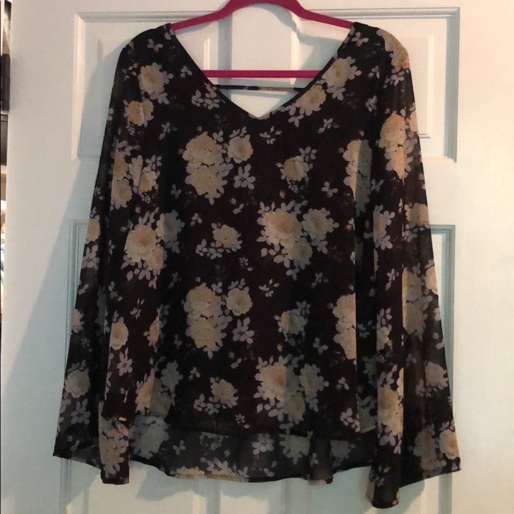 Floral top